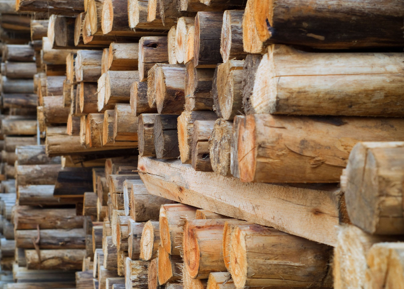 Cosy up this winter with Jarrah firewood in Perth WA for premium home heating solutions